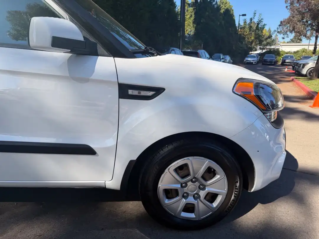 2013 Kia Soul Base - Image 3