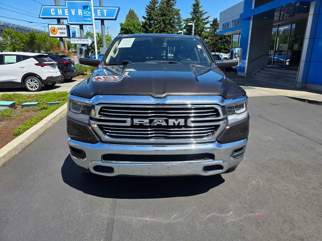2019 Ram 1500 Laramie - Image 3