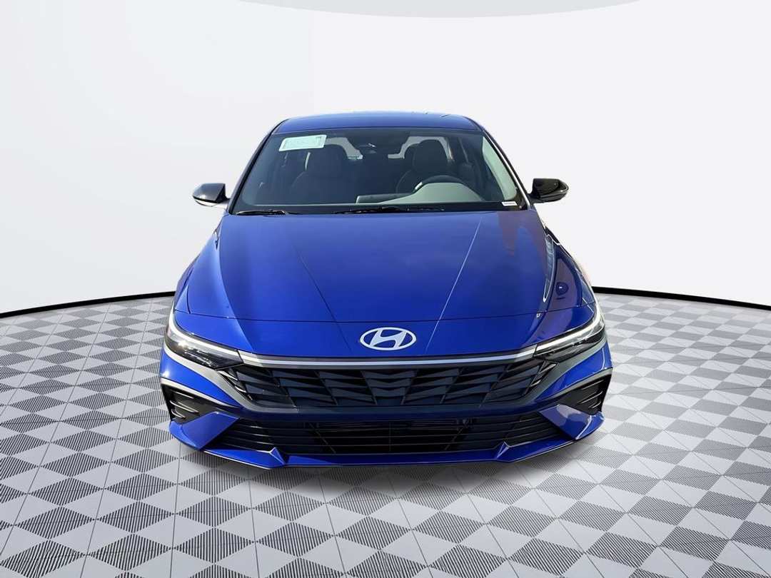 2026 Hyundai Elantra Hybrid SEL Sport - Image 3