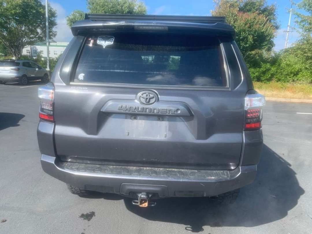 2019 Toyota 4Runner SR5 Premium - Image 3