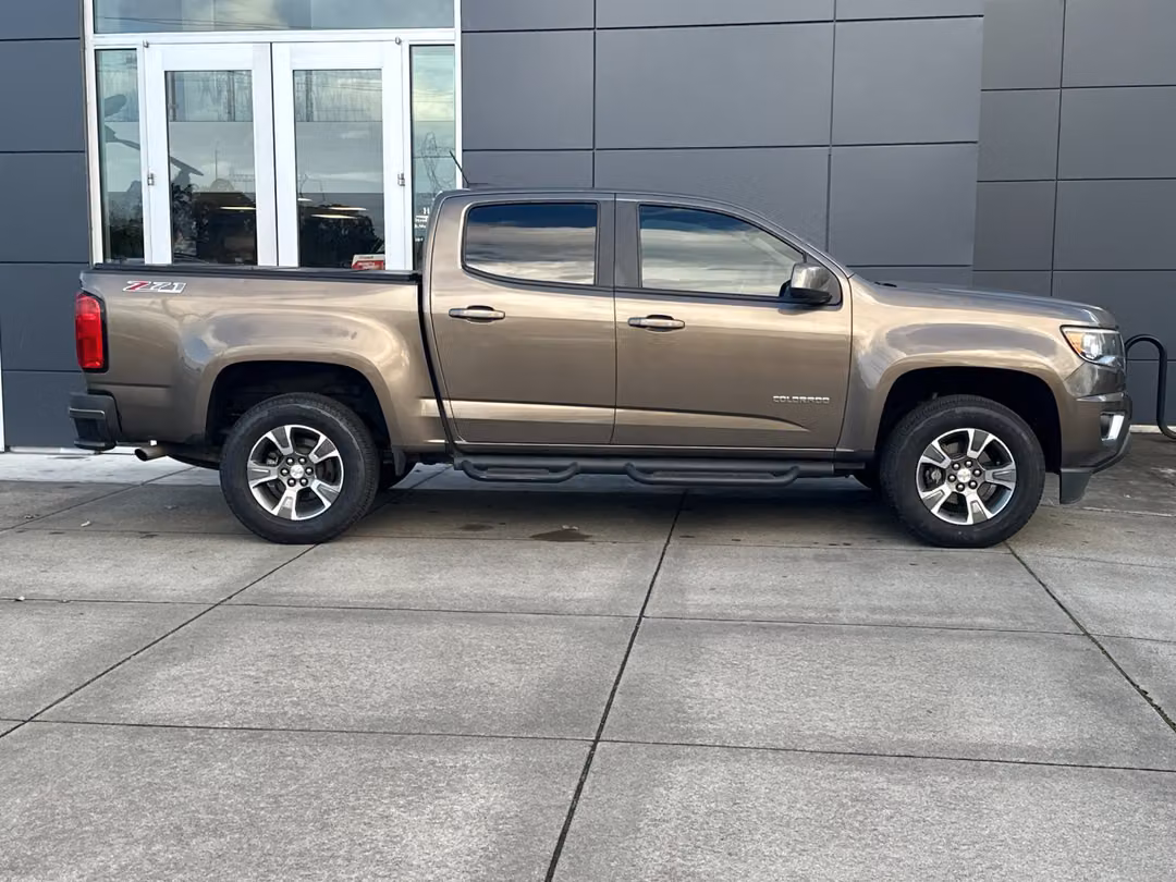 2015 Chevrolet Colorado Z71 - Image 3