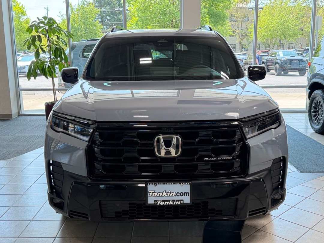 2026 Honda Pilot Black Edition - Image 3