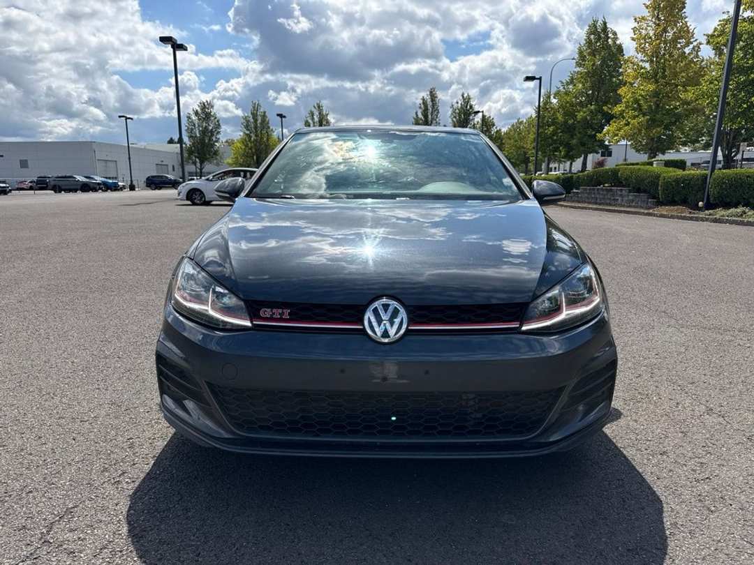 2019 Volkswagen Golf Gti 2.0T SE - Image 2