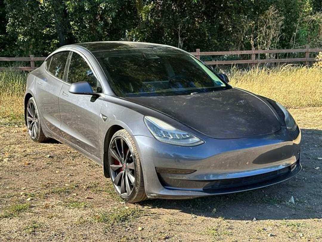 2020 Tesla Model 3 Performance - Image 2
