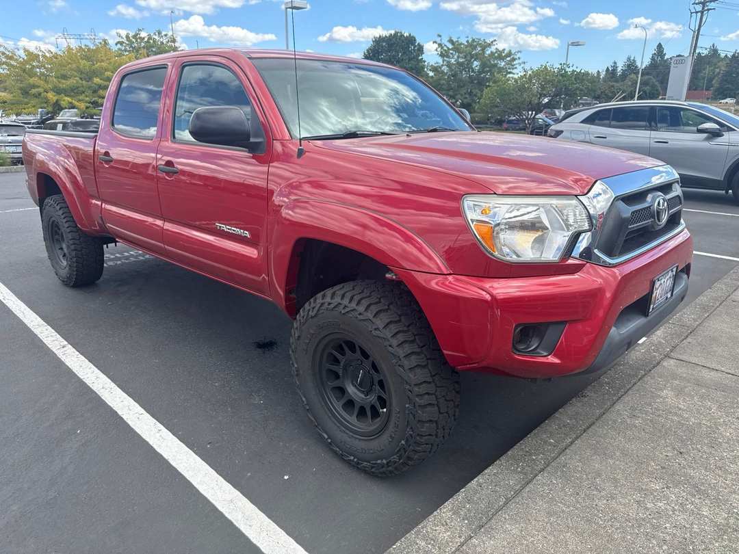 2014 Toyota Tacoma Base - Image 2