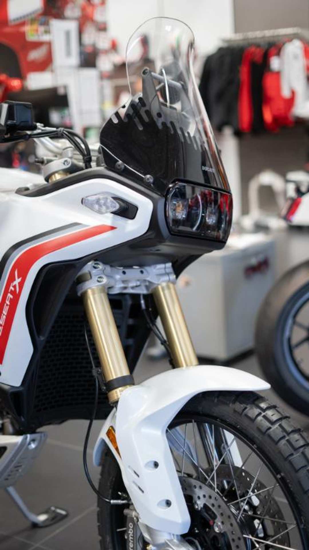 2026 Ducati Desertx V2 - Image 2