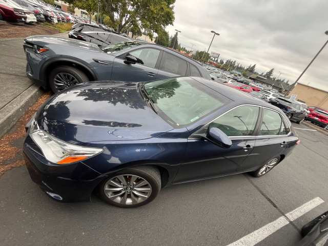 2016 Toyota Camry XLE