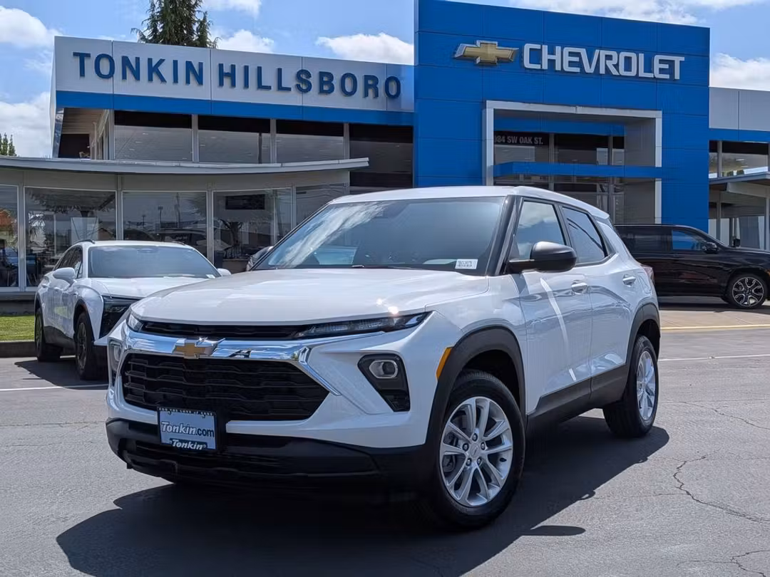 2026 Chevrolet Trailblazer LS - Image 2