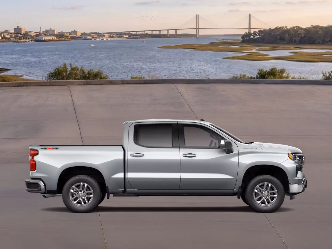 2026 Chevrolet Silverado 1500 LT - Image 3