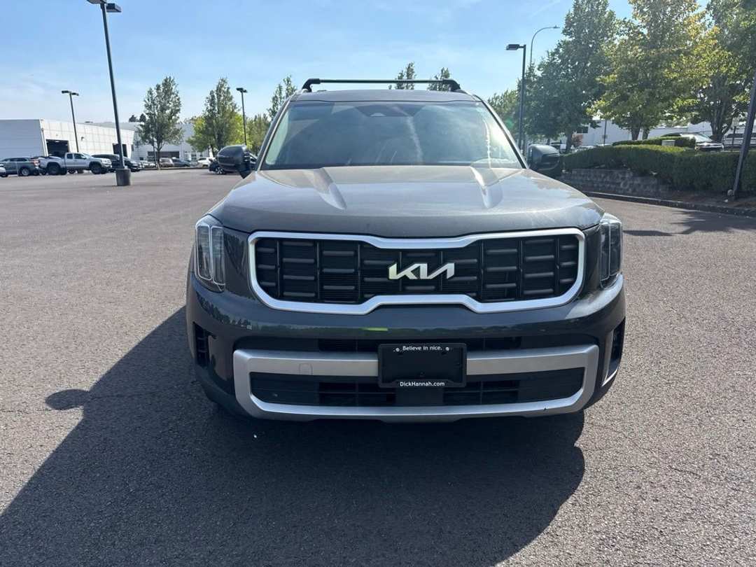 2024 Kia Telluride S - Image 2