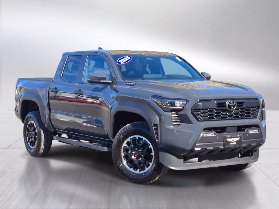 2025 Toyota Tacoma Hybrid TRD Off Road - Image 2