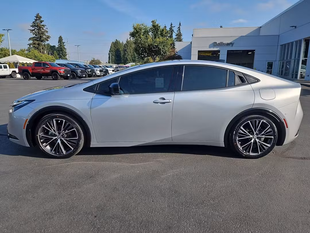 2024 Toyota Prius Limited - Image 3