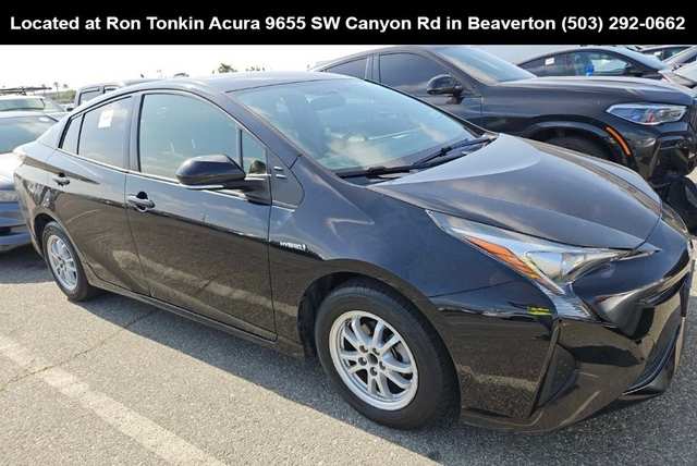 2016 Toyota Prius Two