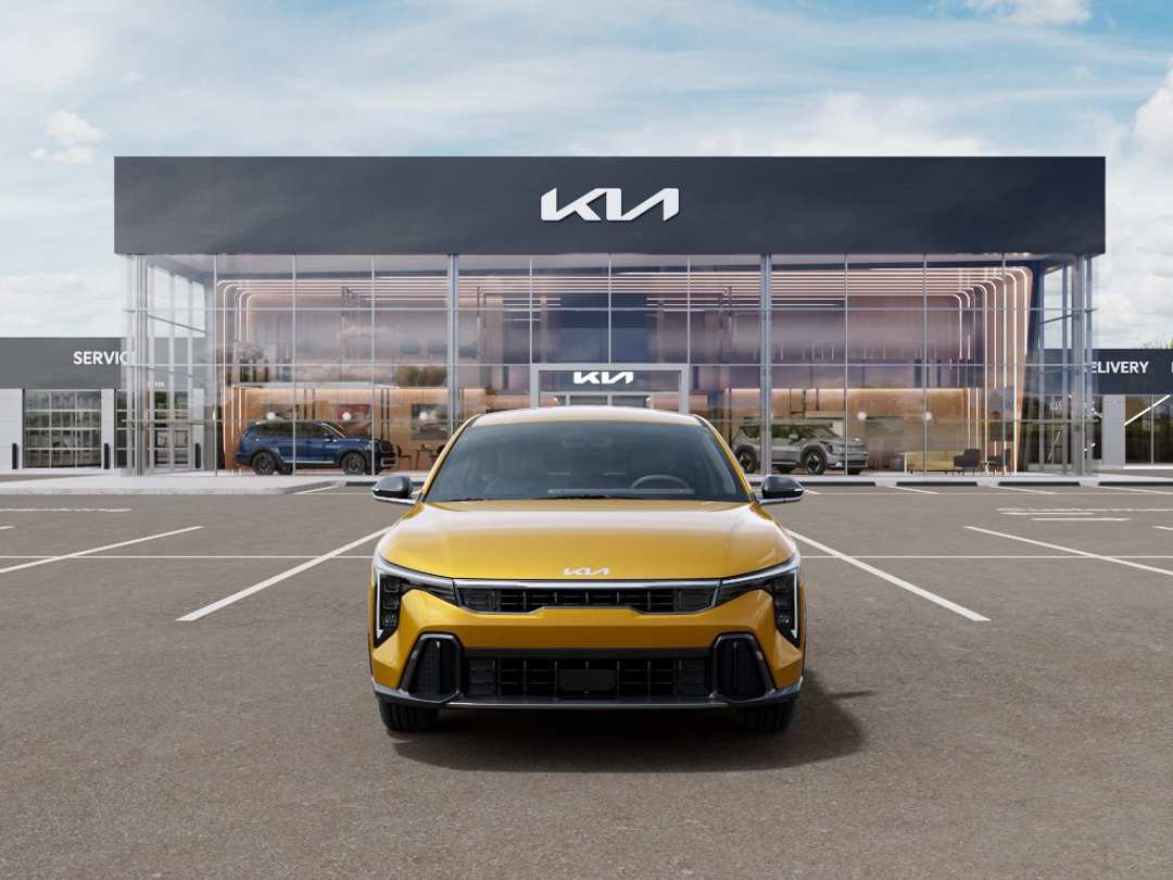 2026 Kia K4 GTLine - Image 2