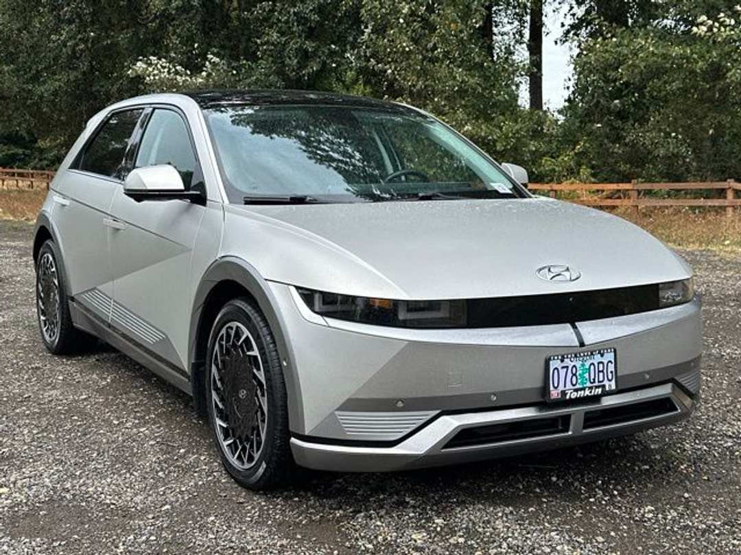 2024 Hyundai Ioniq 5 Limited - Image 2