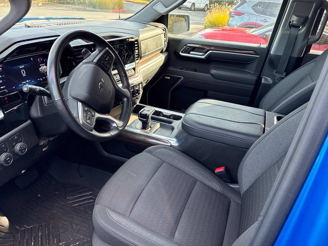 2026 Chevrolet Silverado 1500 RST - Image 3