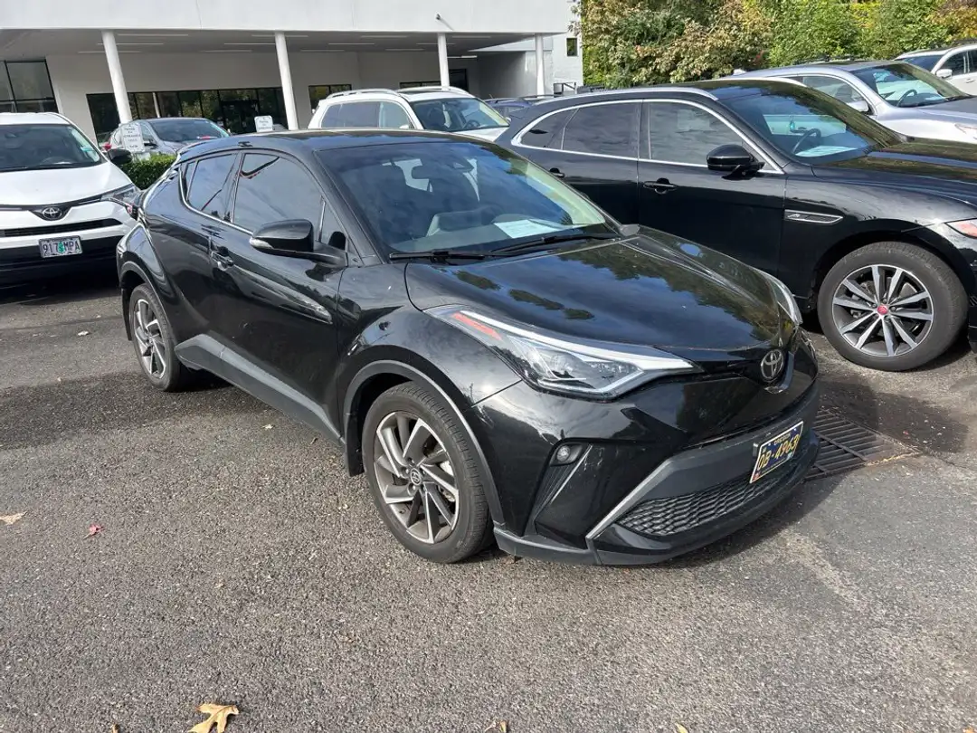 2021 Toyota C-Hr Limited - Image 2