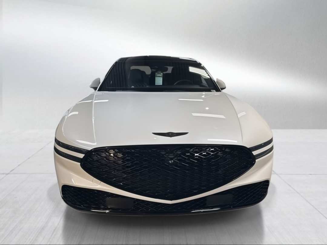 2026 Genesis G90 3.5T eSC - Image 2