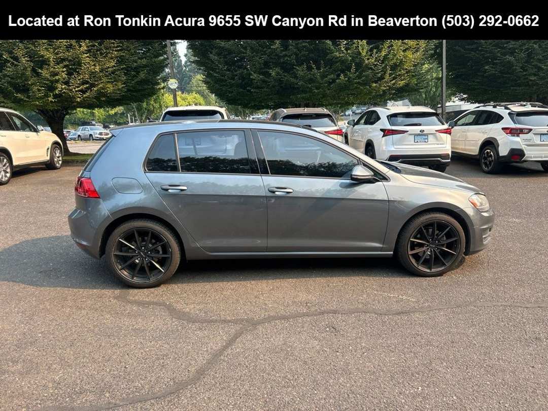 2015 Volkswagen Golf TSI SE - Image 3