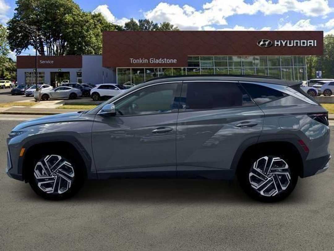 2026 Hyundai Tucson Limited - Image 3