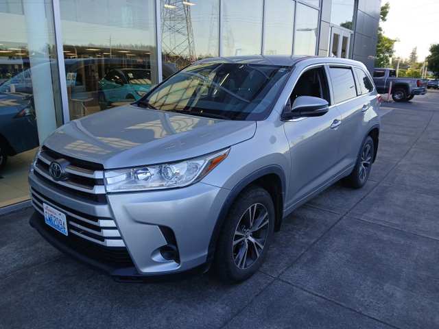 2017 Toyota Highlander LE