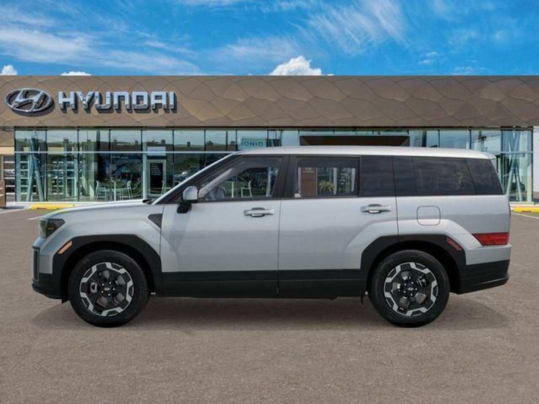 2026 Hyundai Santa Fe Hybrid SE - Image 3
