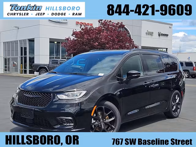 2026 Chrysler Pacifica Select