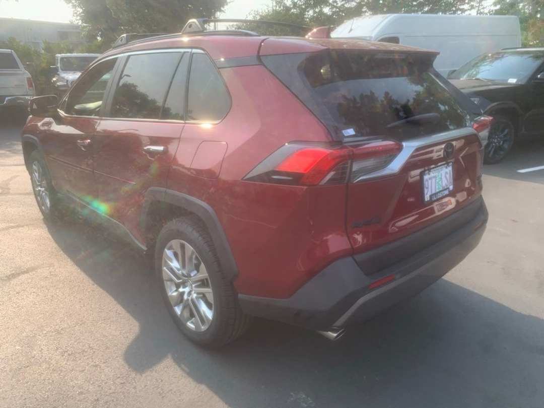2019 Toyota Rav4 Limited - Image 2