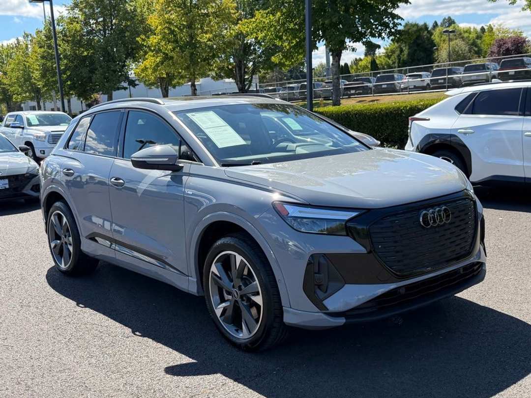 2023 Audi Q4 E-Tron Premium Plus - Image 2