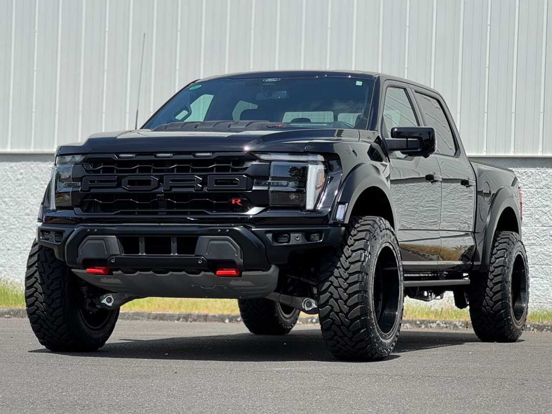 2025 Ford F-150 Raptor R - Image 3