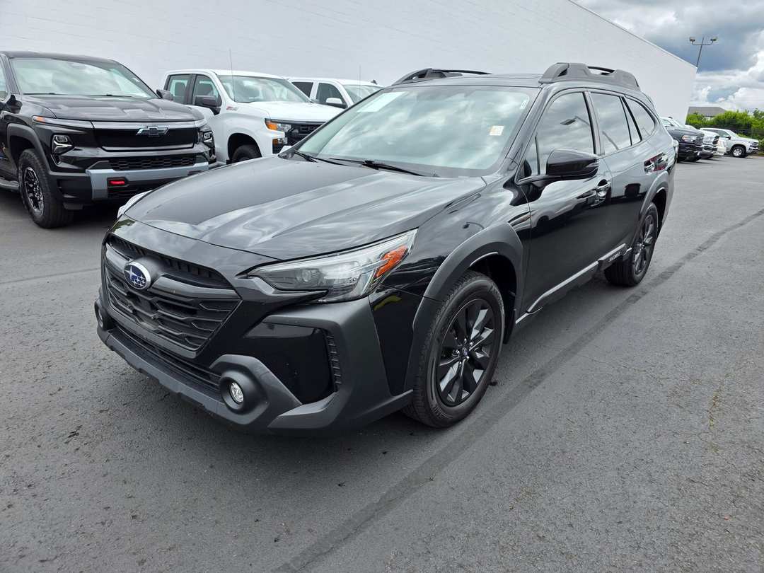 2023 Subaru Outback Onyx Edition - Image 2