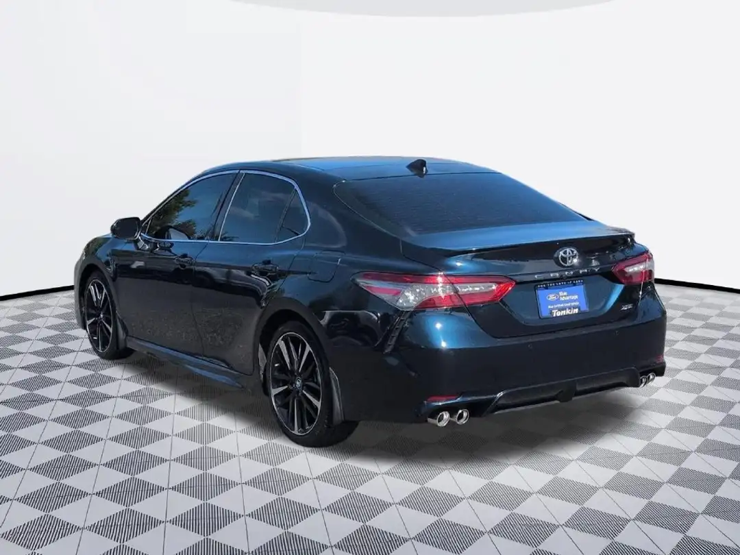 2018 Toyota Camry XSE V6 - Image 3