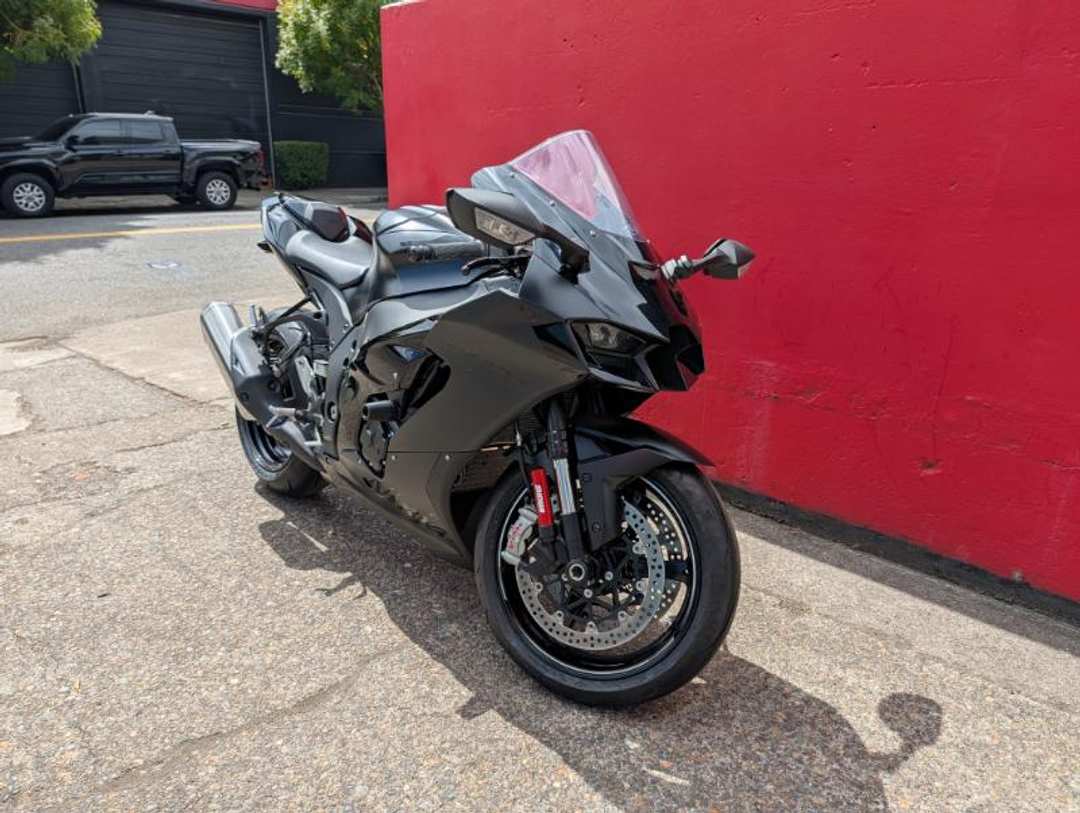 2024 KAWASAKI Ninja Zx-10R - Image 2