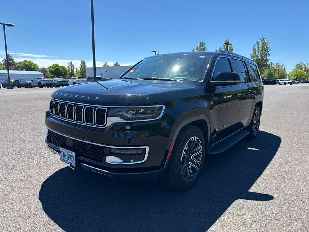2022 Jeep Wagoneer Series III - Image 3
