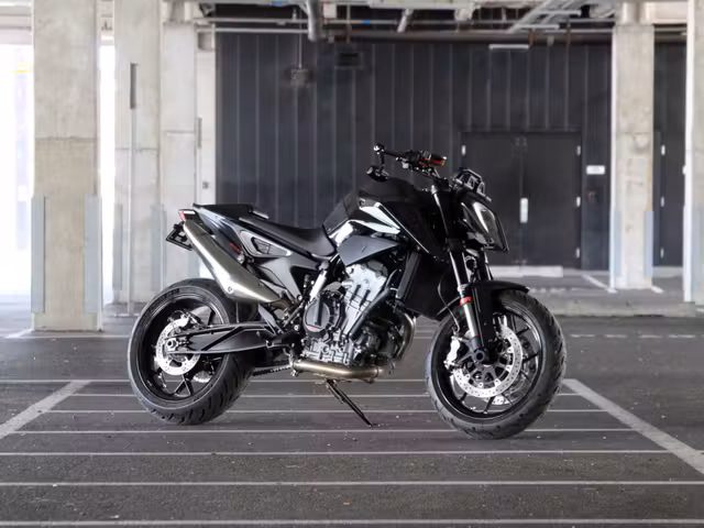 2022 KTM 890 Duke