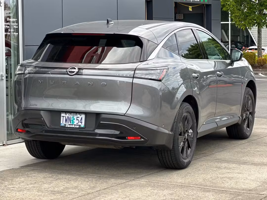 2025 Nissan Murano SV - Image 3