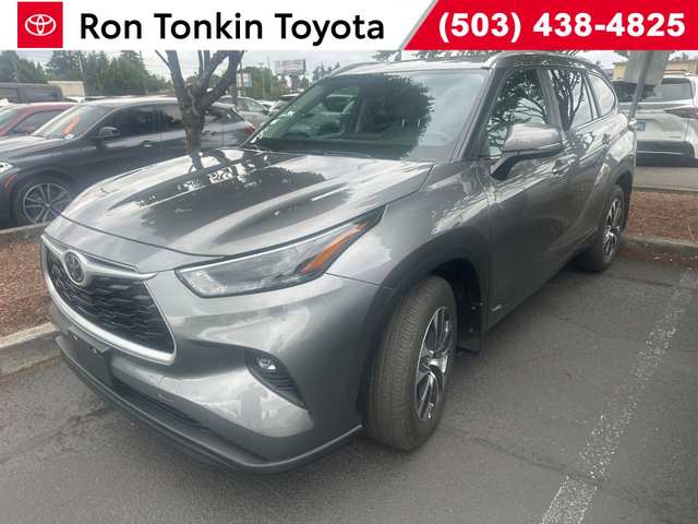 2026 Toyota Highlander Hybrid XLE