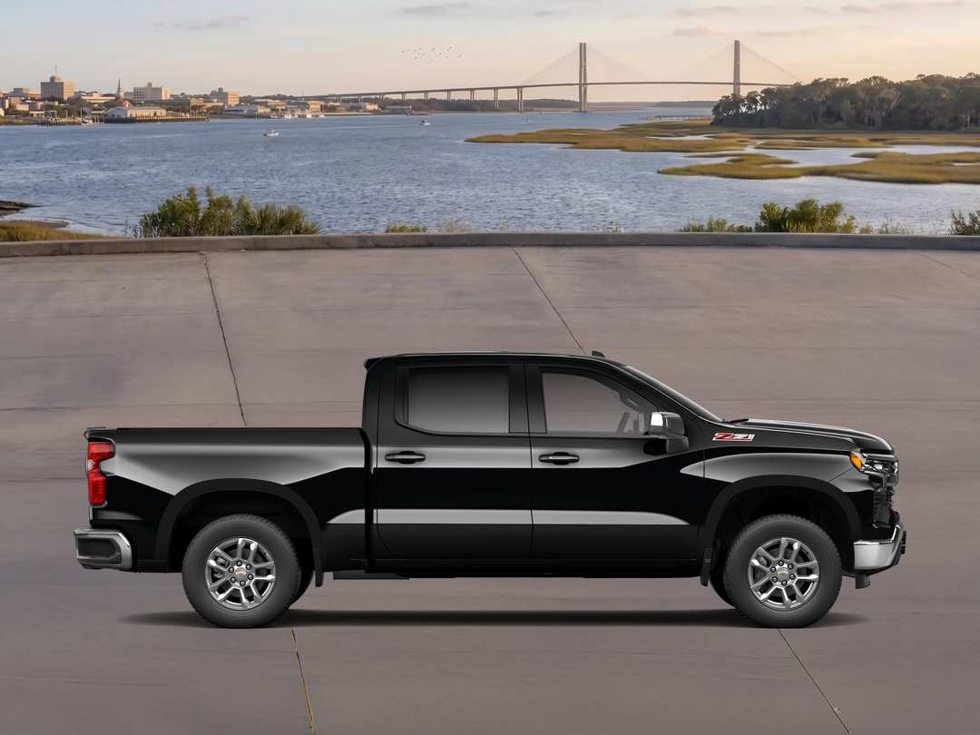 2026 Chevrolet Silverado 1500 LT - Image 3