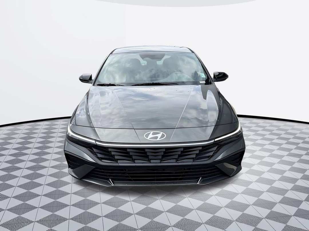 2026 Hyundai Elantra Hybrid SEL Sport - Image 3