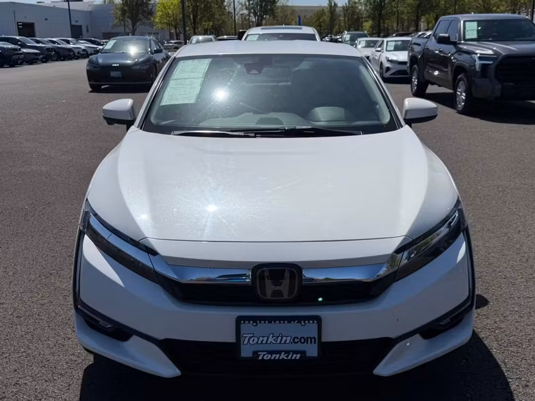 2019 Honda Clarity Plug-In Hybrid Base - Image 3
