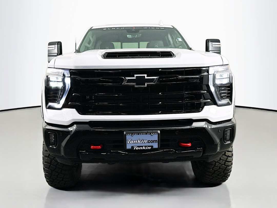 2026 Chevrolet Silverado 2500Hd LTZ - Image 2