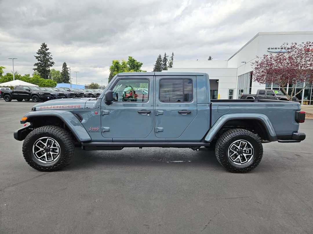 2026 Jeep Gladiator Rubicon - Image 3