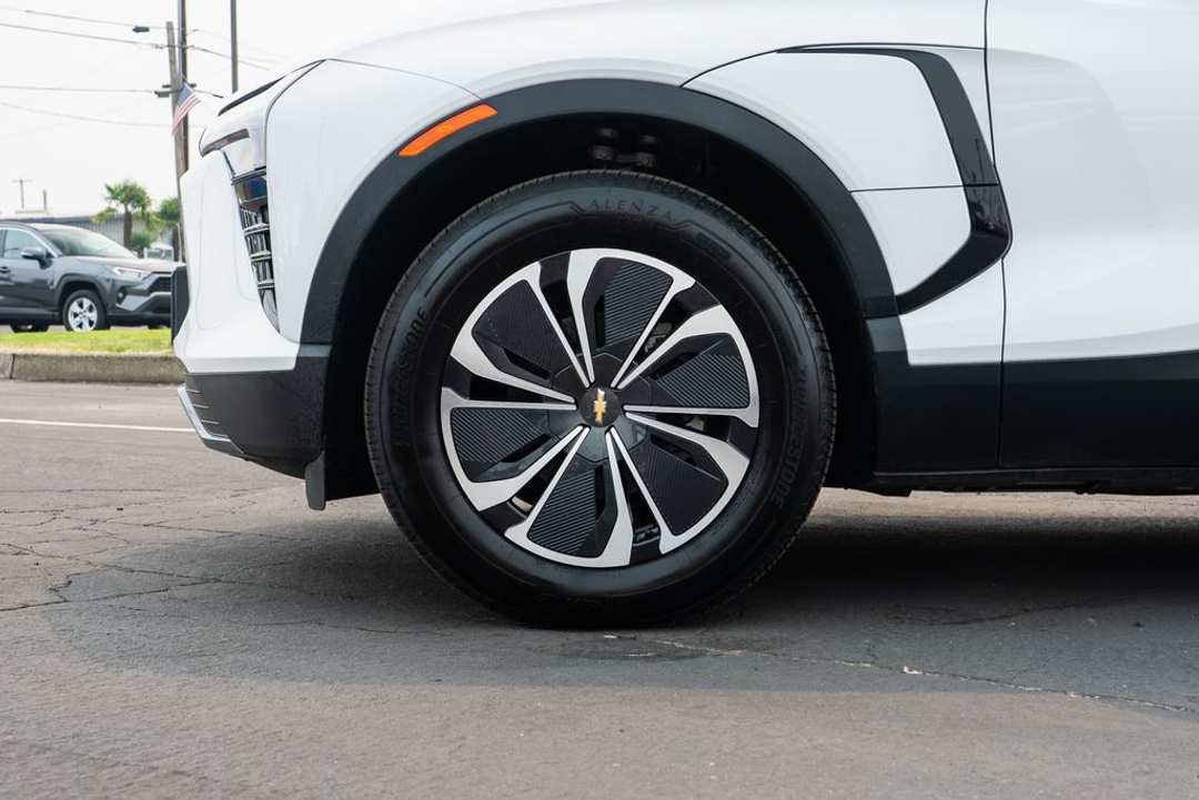 2025 Chevrolet Blazer EV LT - Photo 7