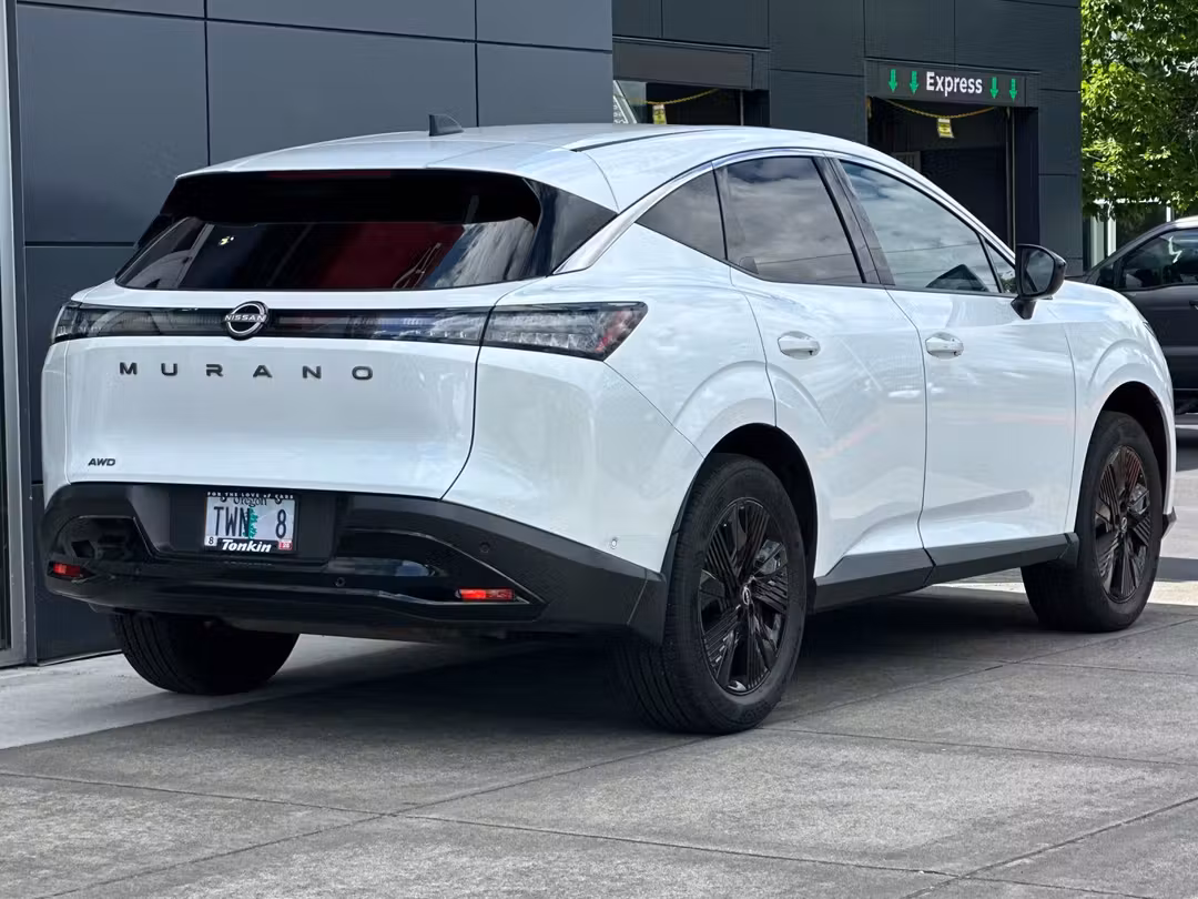 2025 Nissan Murano SV - Image 3