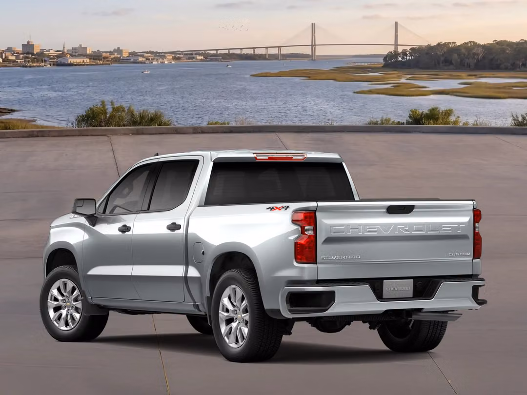 2026 Chevrolet Silverado 1500 Custom - Image 2
