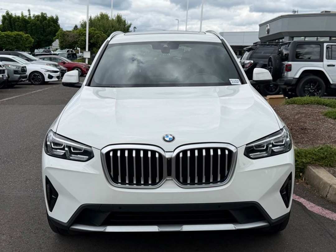 2022 BMW X3 xDrive30i - Image 3