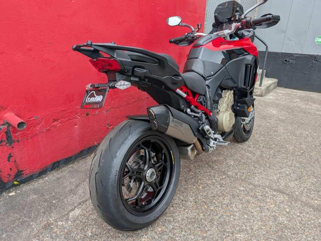 2025 Ducati Multistrada V4 Pikes Peak - Image 3