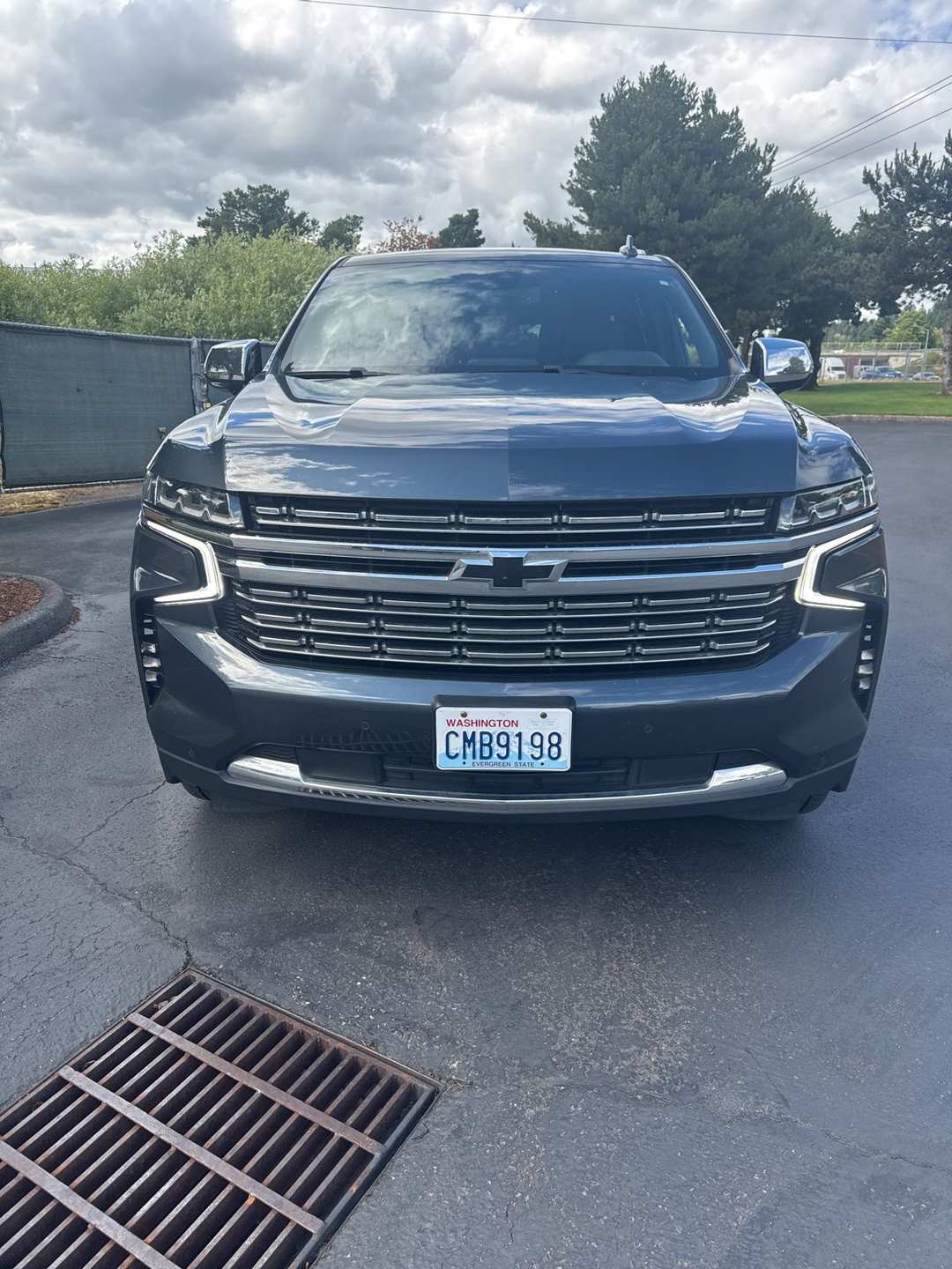 2021 Chevrolet Suburban Premier - Image 2