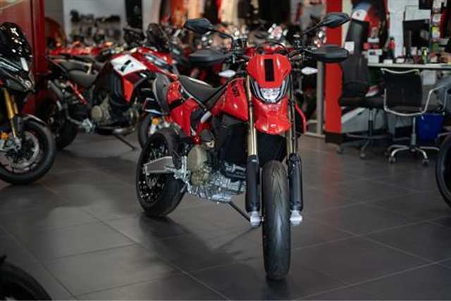 2025 Ducati Hym698