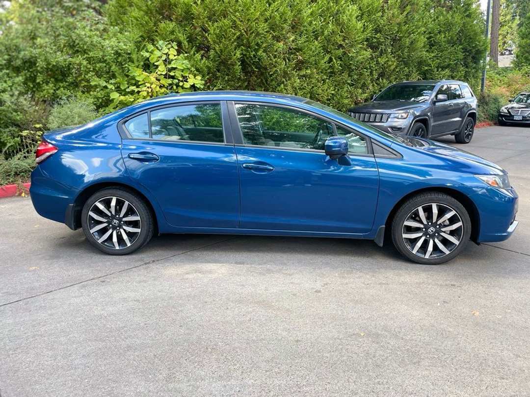 2014 Honda Civic EXL - Image 3